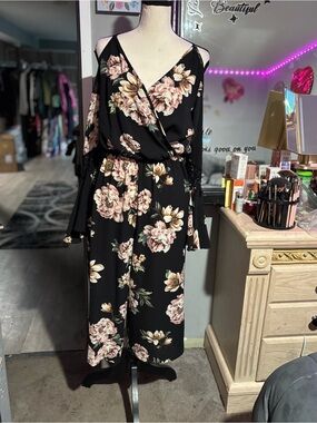 Black Floral Cold-Shoulder, Bell Sleeves - Jumpsuit Capri Length